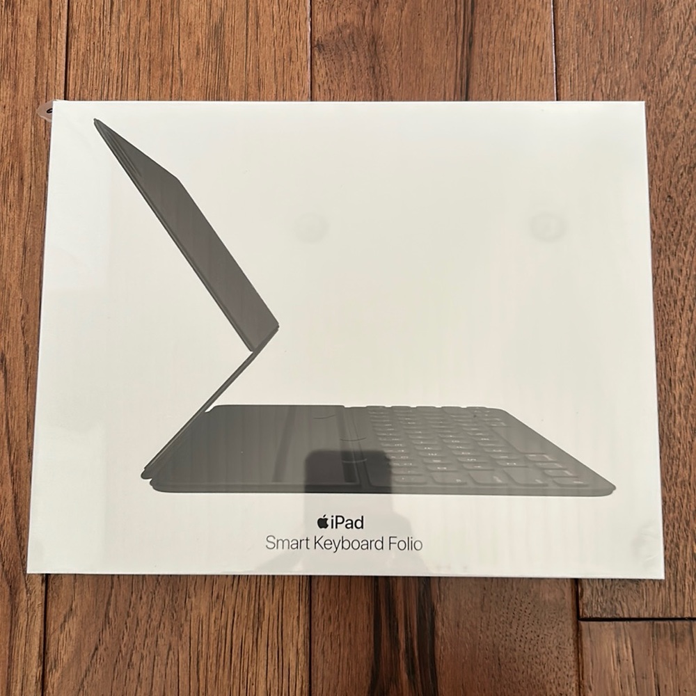 New!  Still in plastic wrap. Got a new iPad and couldn’t take this one back.